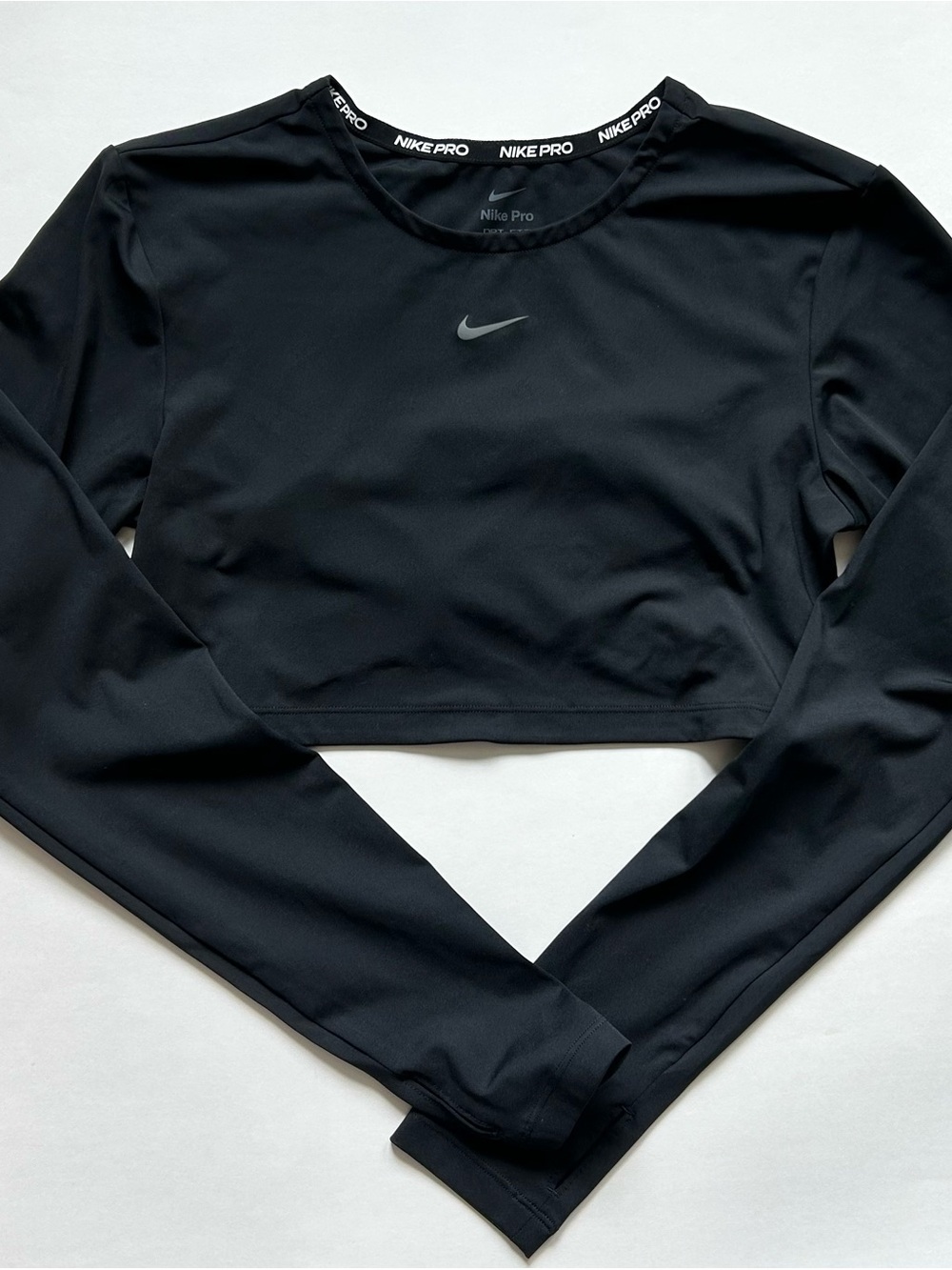 Nike Pro Black Cutout Crop Top NWOT M - Picture 4 of 4
